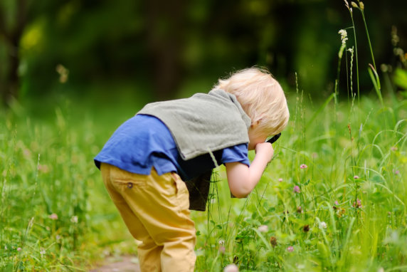 exploring-safely-fostering-curiosity-in-toddlers